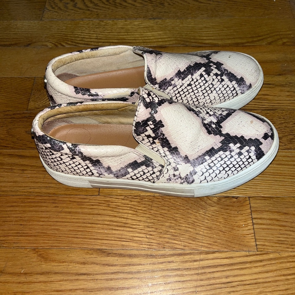 Steve Madden Slip-on sneakers